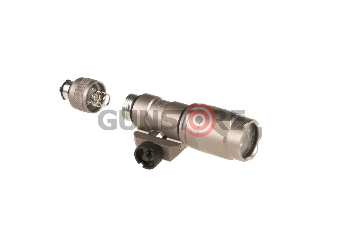 Fotografia: M300A Mini Scout Weaponlight