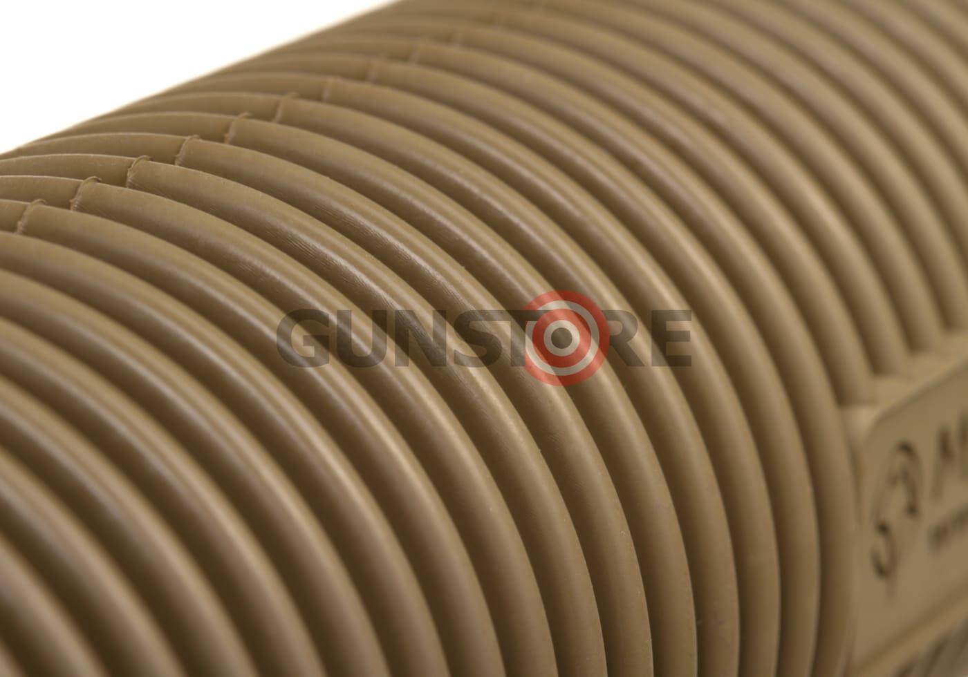 Fotografia: 7 x 1.5 Inch ID Suppressor Cover