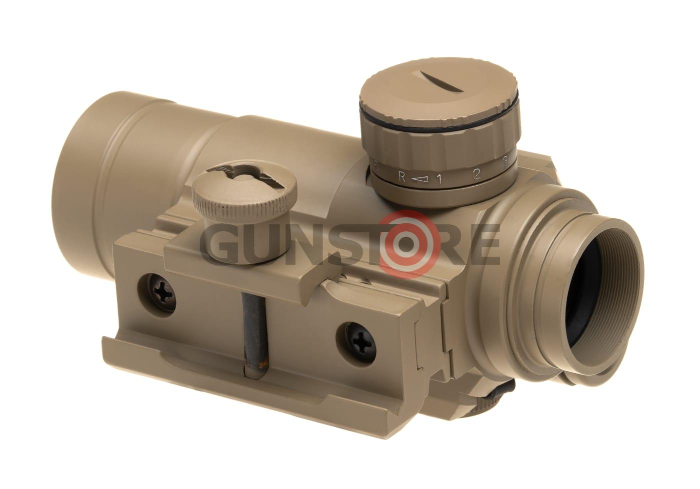 Fotografia: M4 Red Dot with Laser