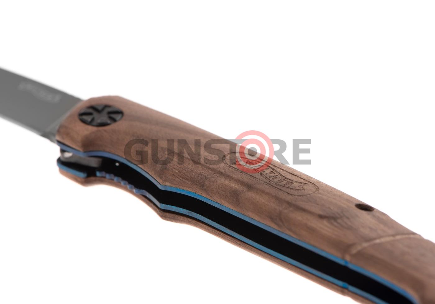Fotografia: Blue Wood Knife 1