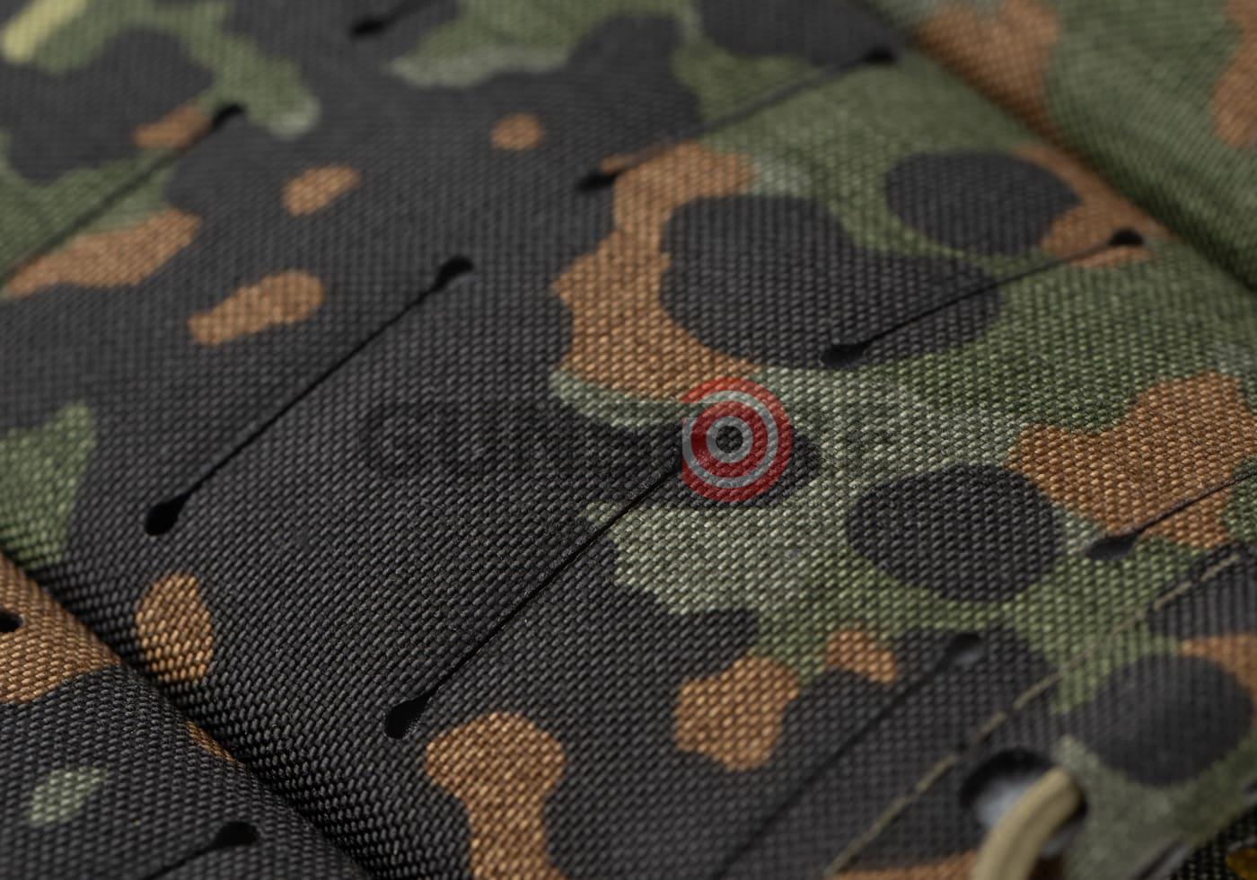 Fotografia: CPC Shingle Panel / Micro Chest Rig Gen4