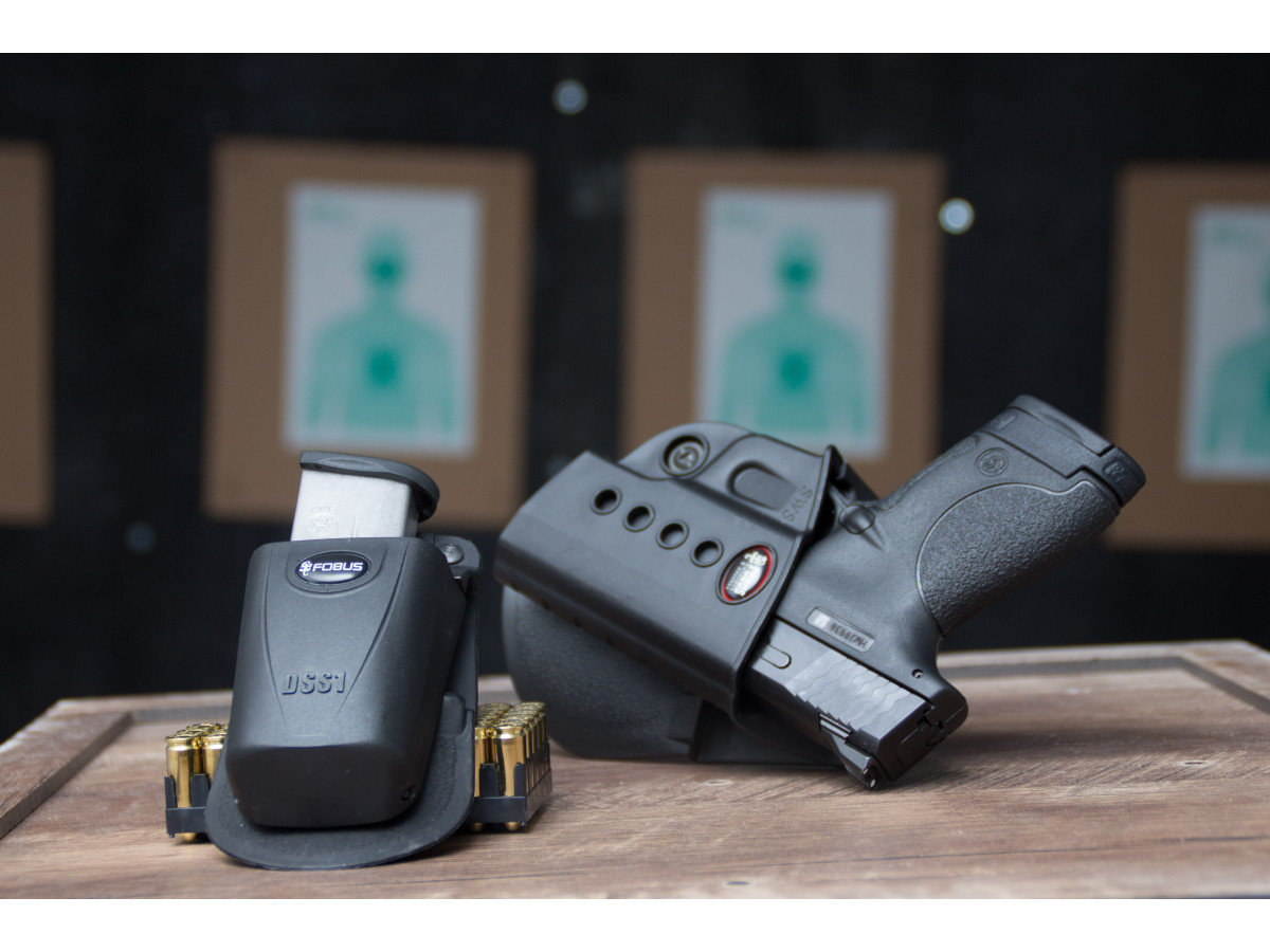 Fotografia: DSS1, puzdro pre 1 jednoradový zásobník kal. 9x19, s pádlom