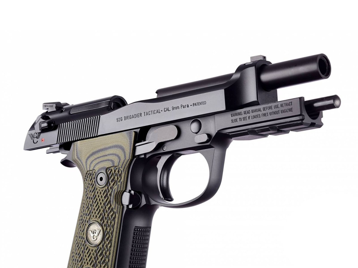 Fotografia: Beretta/Wilson Combat 92G Brigadier Tactical, kal. 9x19