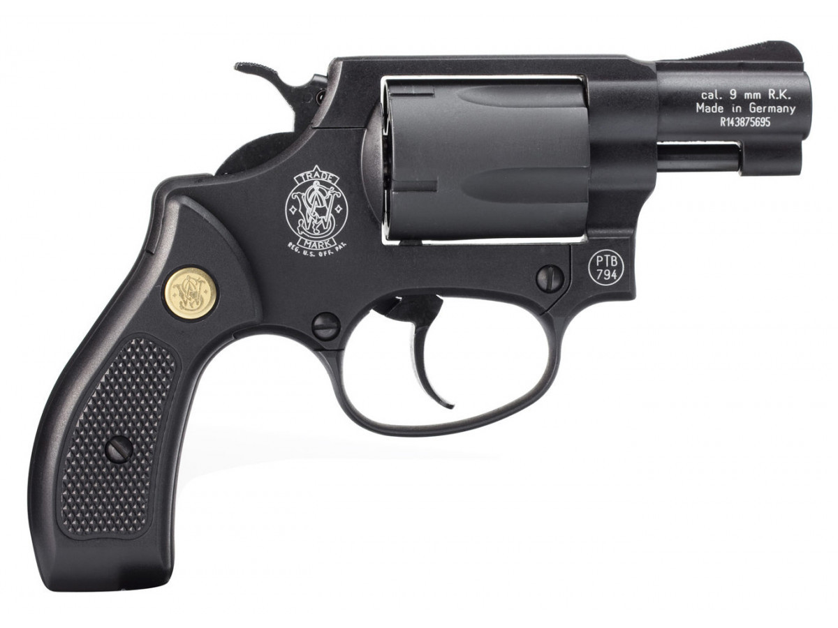 Fotografia: Revolver exp. S&W Chiefs Special čierny, kal. 9mm