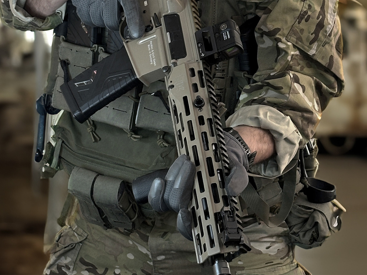 Fotografia: Predpažbie HK416 M-LOK 259mm profil-1 na MR223 FDE