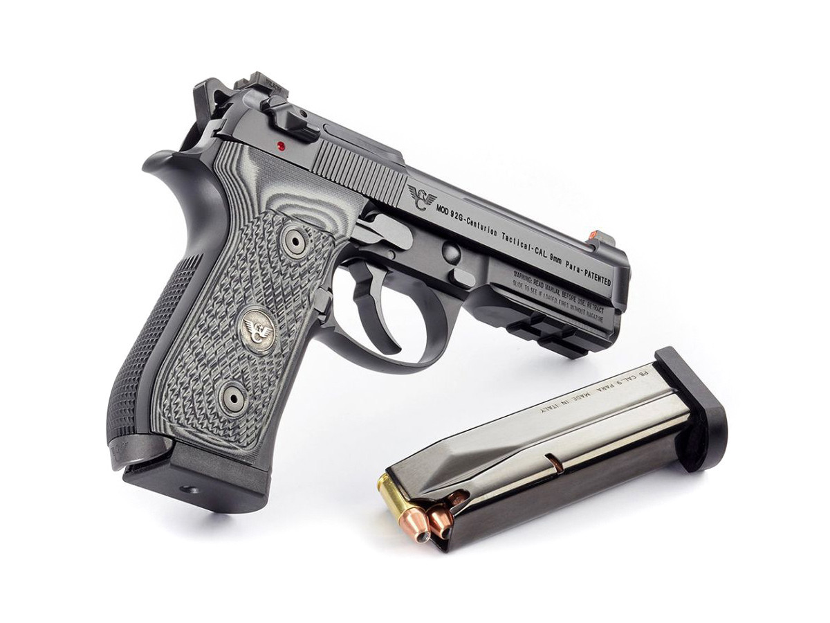 Fotografia: Beretta/Wilson Combat 92G Centurion Tactical, kal. 9x19